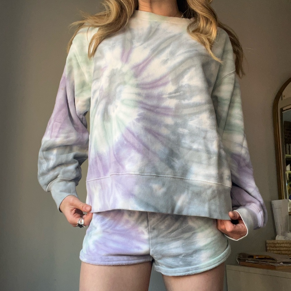 TNA cozy AF tie dye sweatsuit